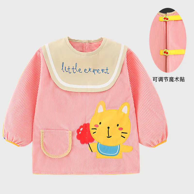 Su Geçirmez Uzun Kollu Erkek Bebek Mama Önlüğü – Şık Tasarım