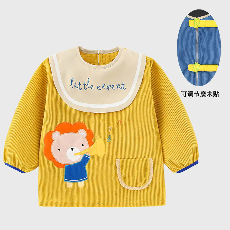 Su Geçirmez Uzun Kollu Erkek Bebek Mama Önlüğü – Şık Tasarım