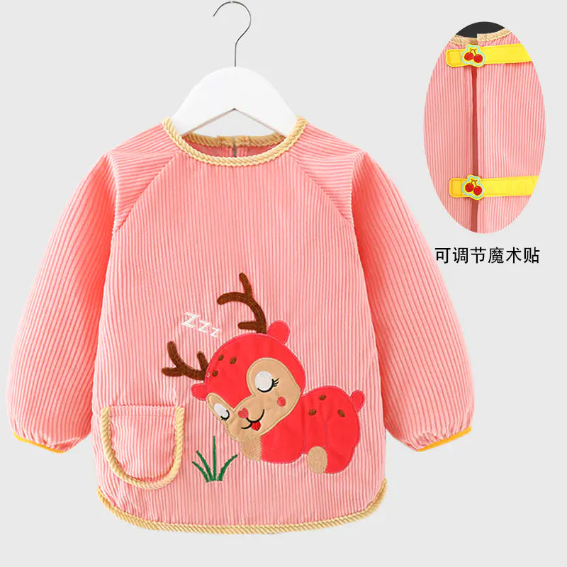 Su Geçirmez Uzun Kollu Erkek Bebek Mama Önlüğü – Şık Tasarım