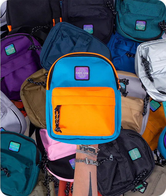 Trendy Multicolor Contrast Clothing for Men and Women